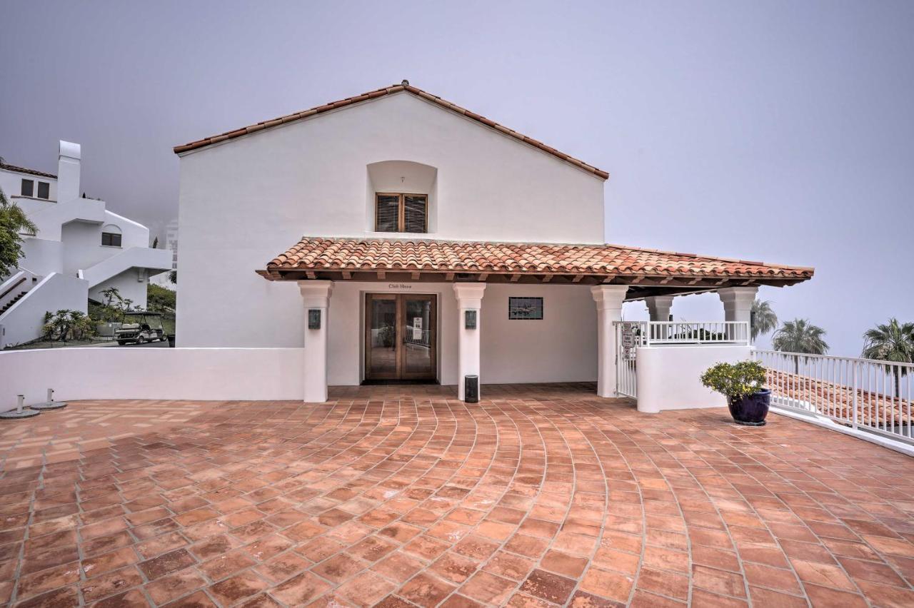 Quiet Avalon Getaway Villa With Ocean View And Balcony Екстер'єр фото